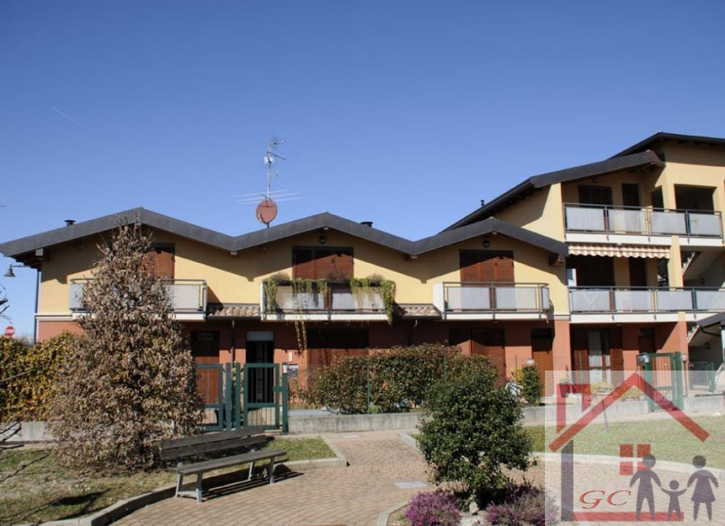 Sale Appartamento, Tradate foto