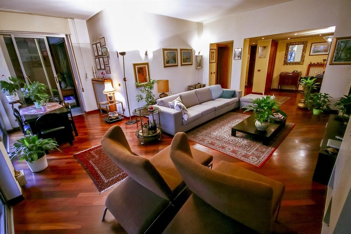 Vendita Appartamento, Saronno foto