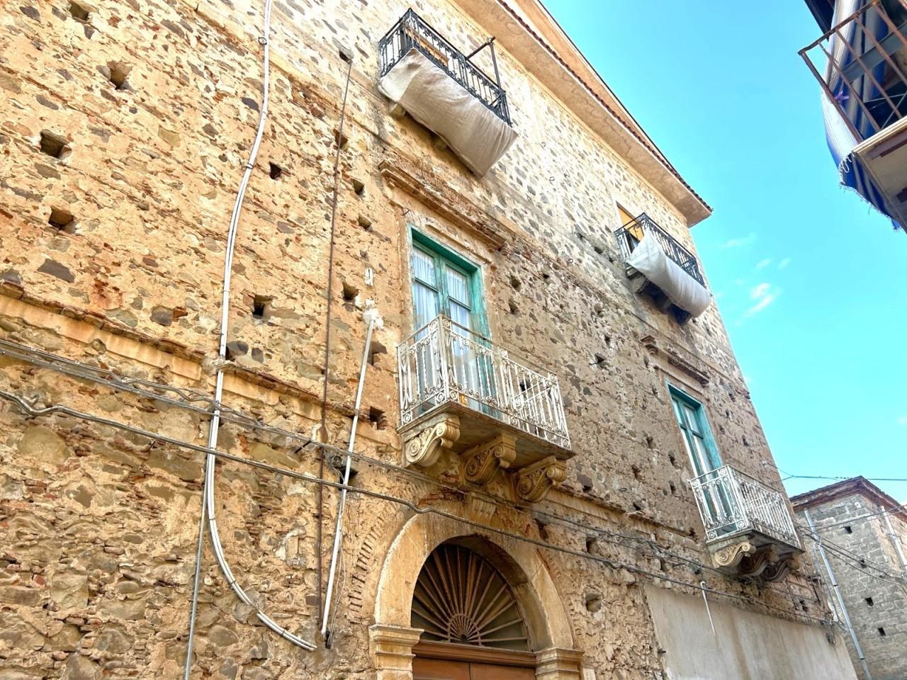 Vendita Multivani, Sant'Agata di Militello foto