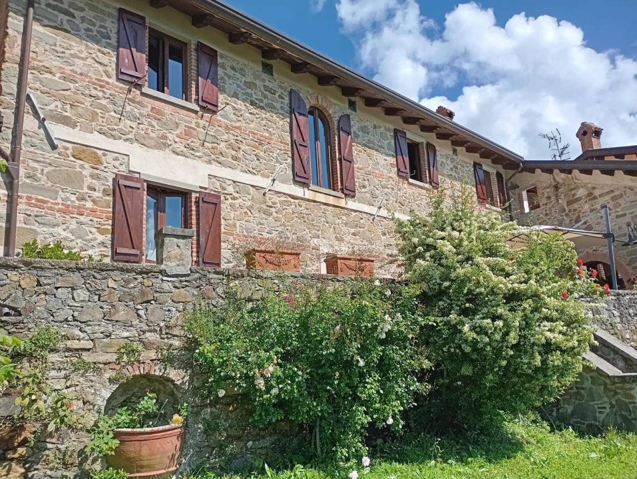 Vendita Multivani, Casola in Lunigiana foto