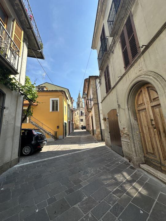 Vendita Trivani, Bellante foto