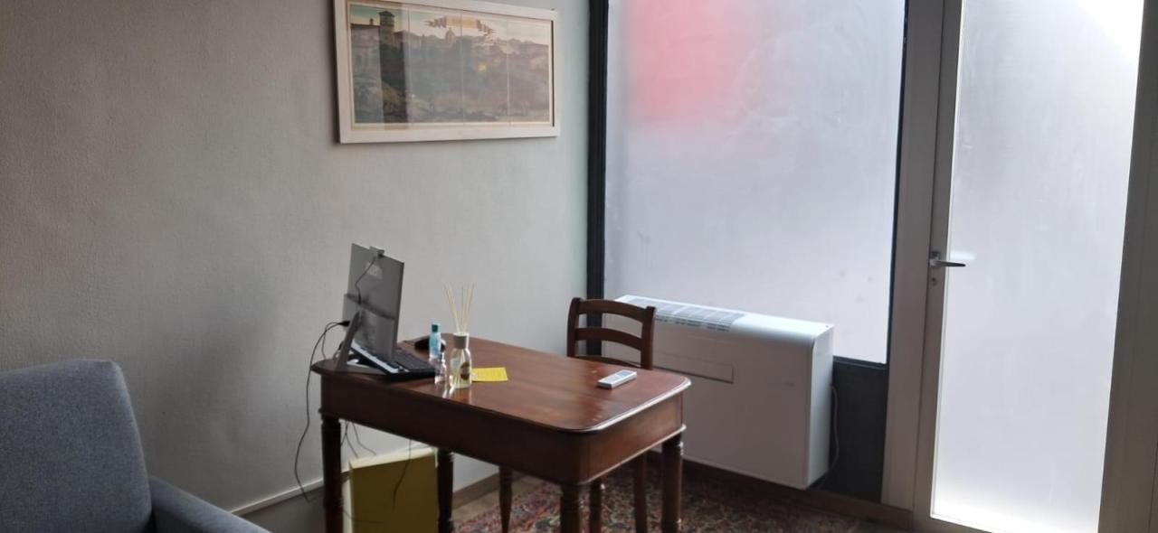 Affitto Negozio, Brescia foto