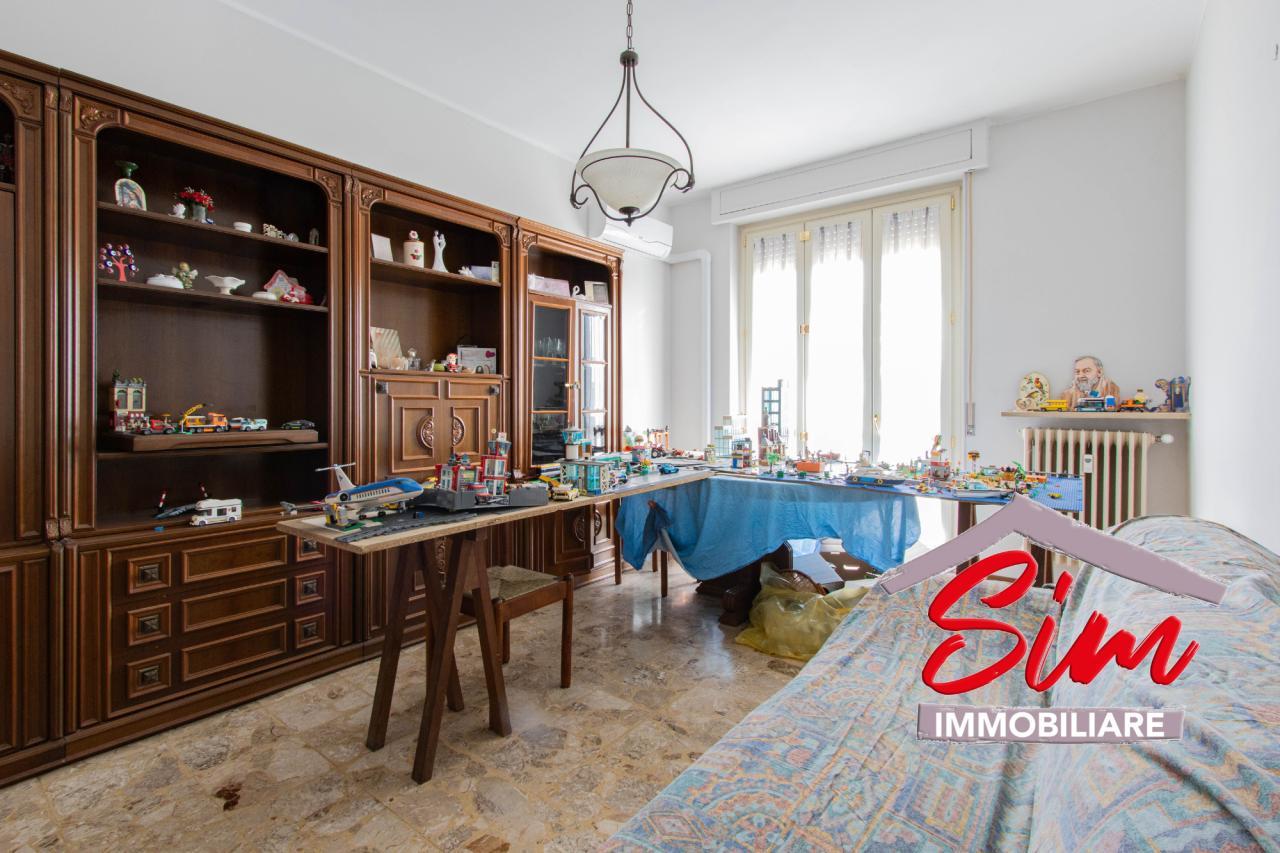 Vendita Bivani, Novara foto