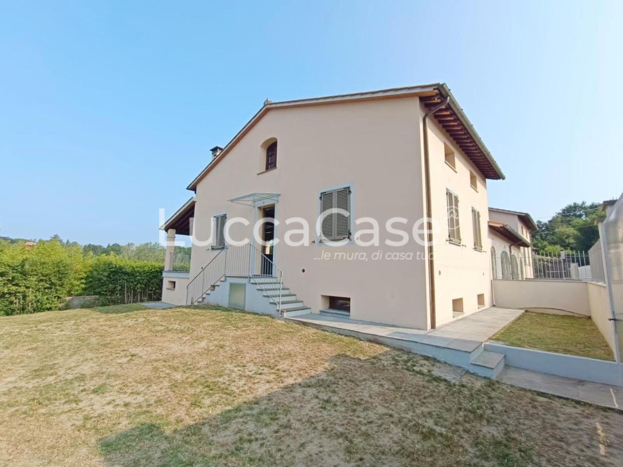 Vendita Villa, Lucca foto