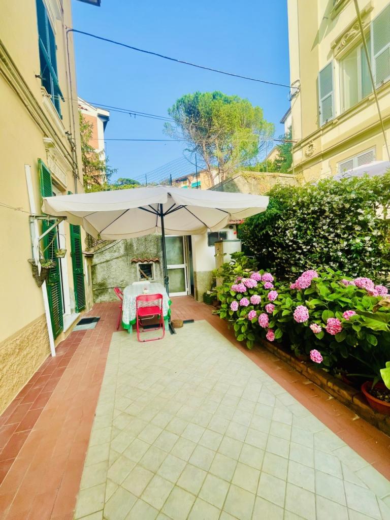 Vendita Pentavani, La Spezia foto