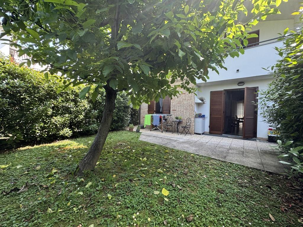 Vendita Villa a schiera, Cesate foto