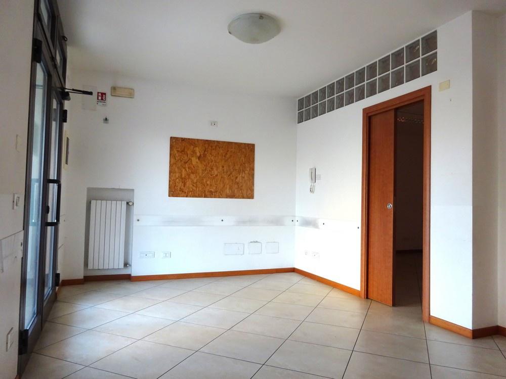 Affitto Bivani, Dello foto