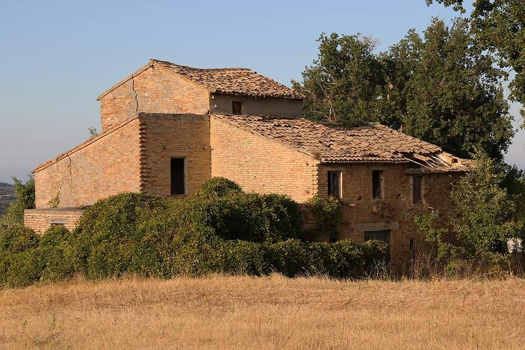 Vendita Rustico, Acquaviva Picena foto