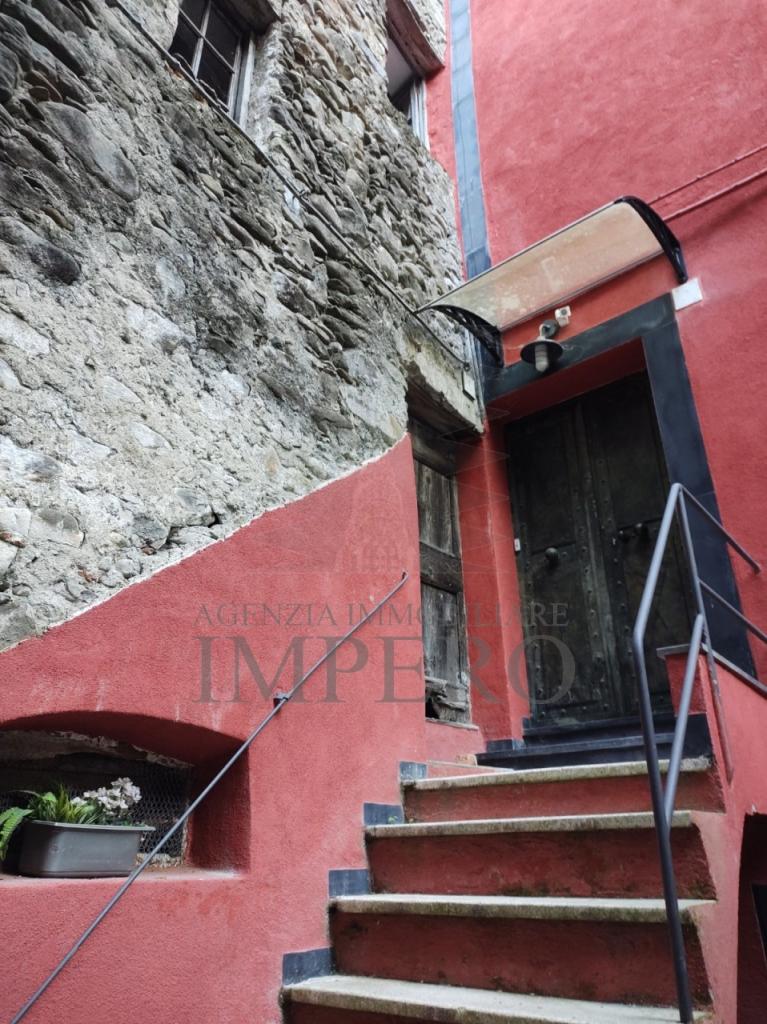 Vendita Pentavani, Isolabona foto