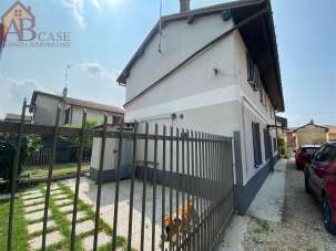 Vendita Casa Semindipendente, Borgo San Siro
