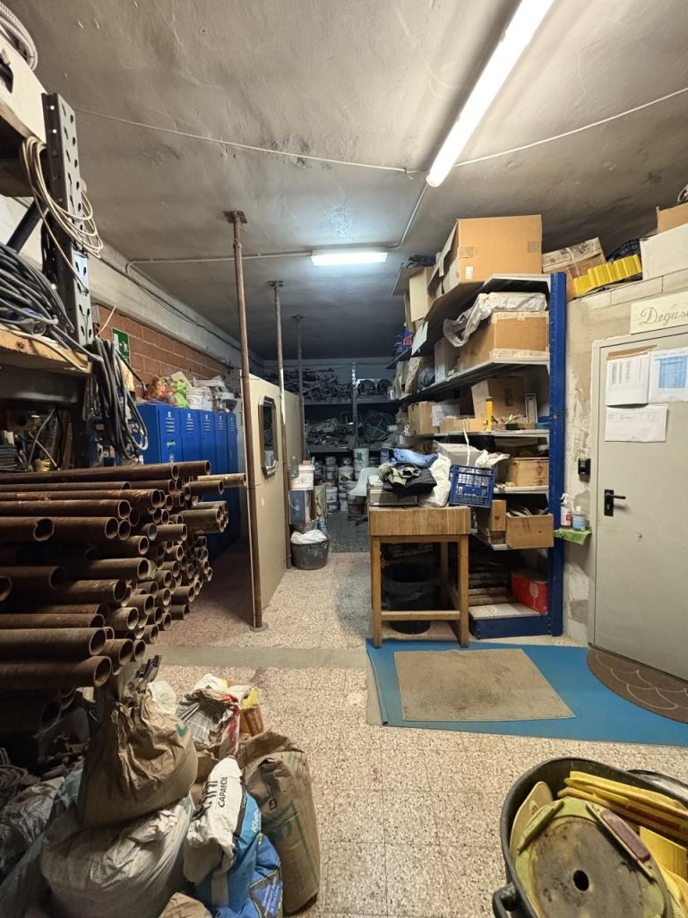 Vendita Quadrivani, Genova foto