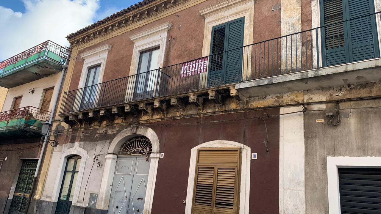 Vendita Eptavani, San Giovanni la Punta foto