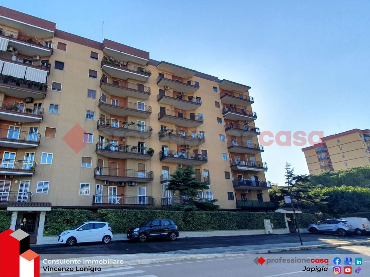 Vendita Appartamento, Bari foto