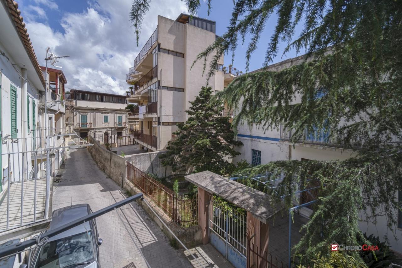 Vendita Trivani, Messina foto