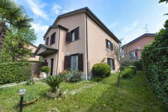 Vendita Villa bifamiliare, Vimercate Vendita Villa bifamiliare, Vimercate