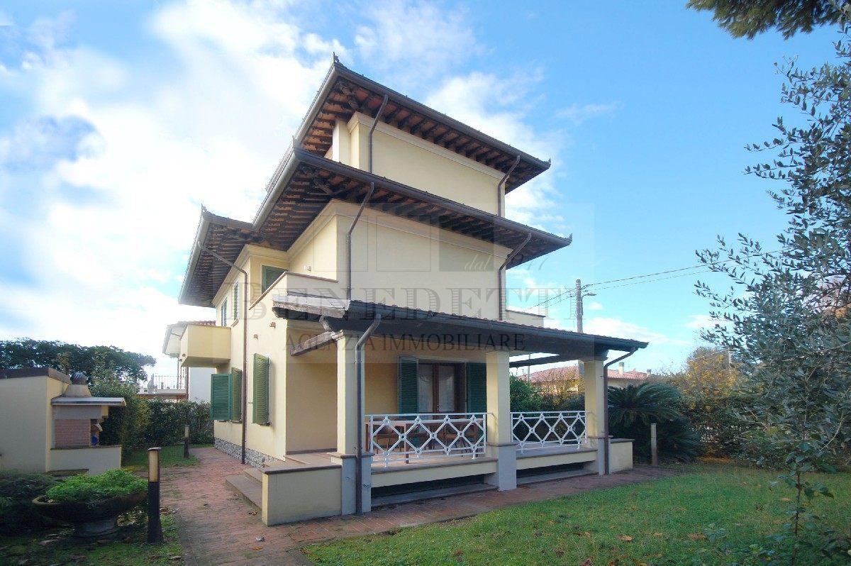 Vendita Multivani, Pietrasanta Vendita Multivani, Pietrasanta foto