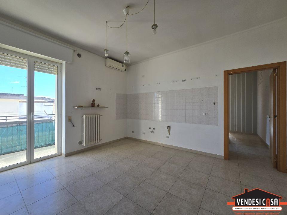 Vendita Bivani, Adelfia foto