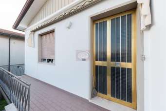 Vendita Casa Indipendente, Savignano sul Rubicone Vendita Casa Indipendente, Savignano sul Rubicone