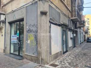 Affitto 1 vetrina, Pescara Affitto 1 vetrina, Pescara