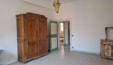 Vendita Quadrivani, Lucca