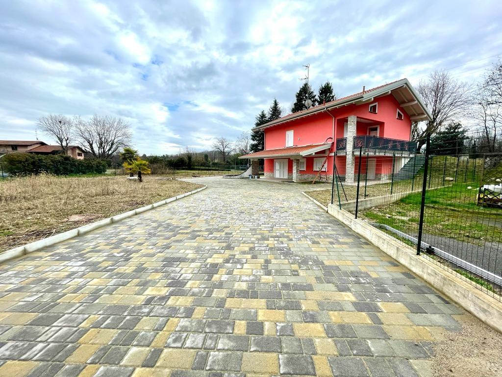 Vendita Villa, Albizzate foto