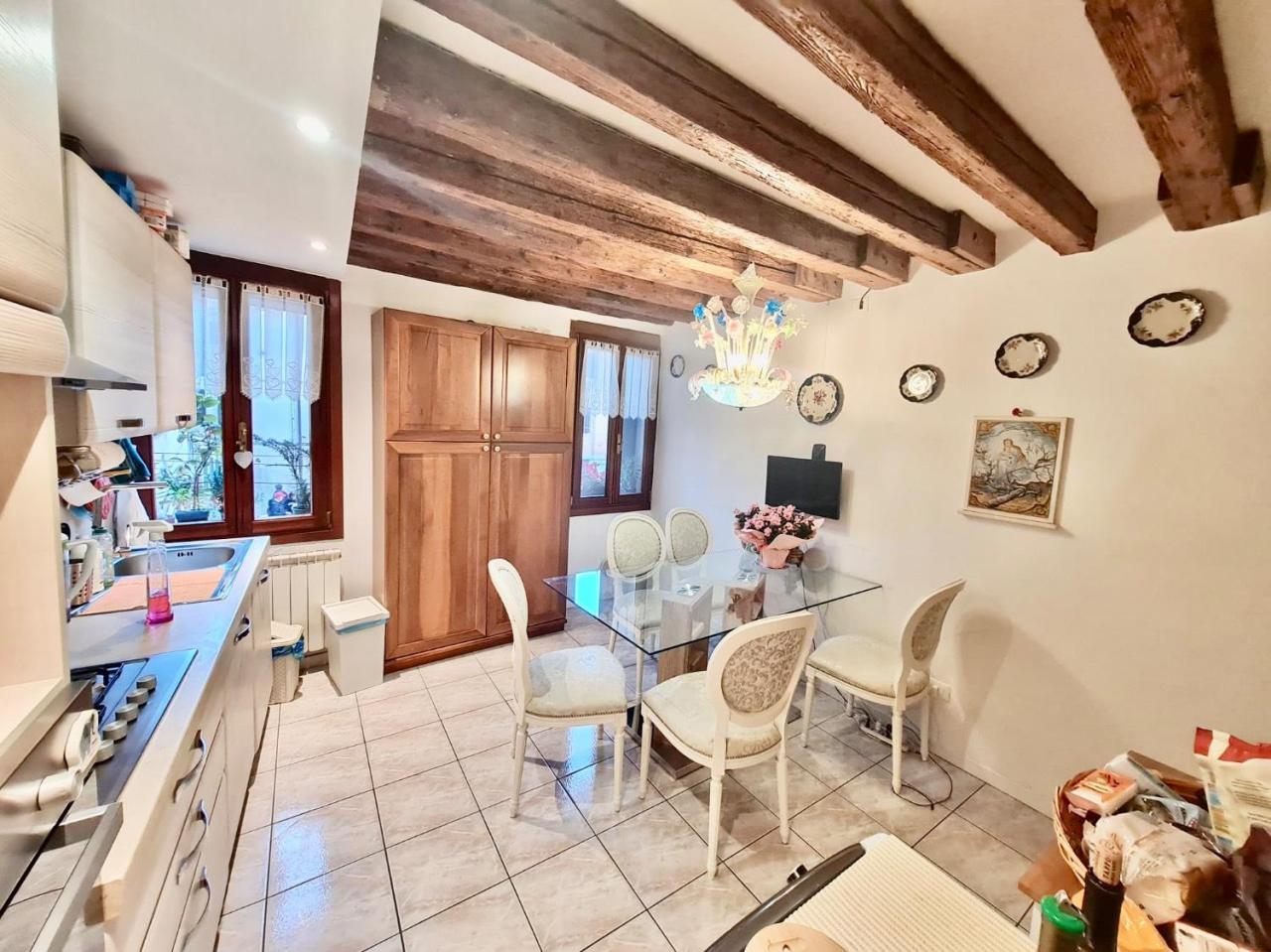 Vendita Appartamento, Venezia foto