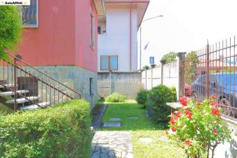 Affitto Bivani, Desio