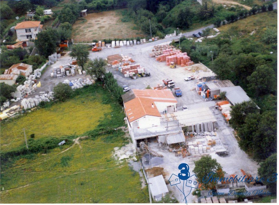Vendita Multivani, Villanova d'Albenga foto