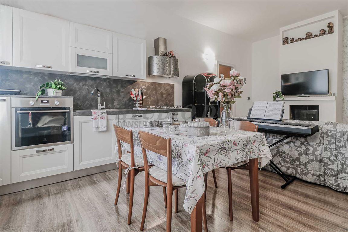 Vendita Appartamento, Limbiate foto