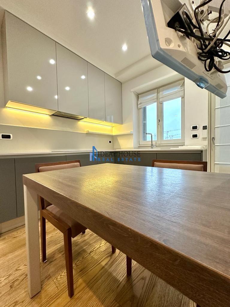 Sale Appartamento, Milano foto