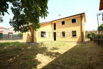 Vendita Pentavani, Agugliaro