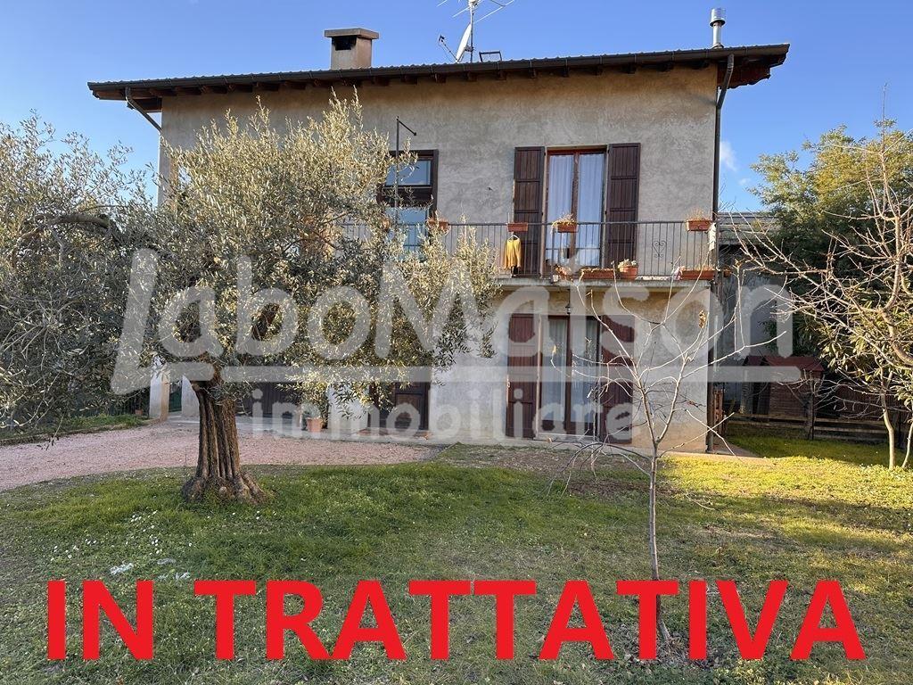 Vendita Casa Indipendente, Cocquio-Trevisago foto
