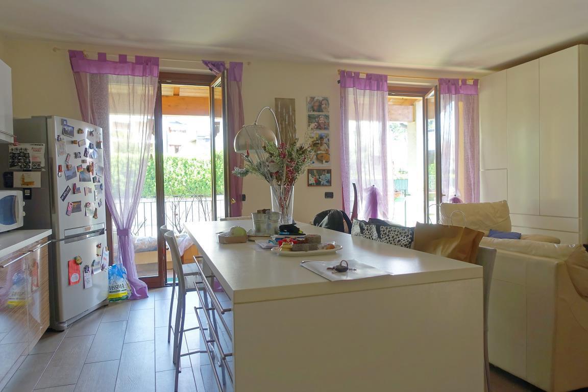 Affitto Appartamento, Lesmo foto