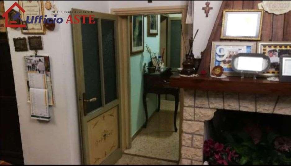 Vendita vendita, Todi foto