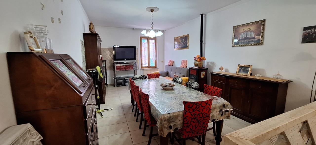 Vendita Pentavani, Asciano foto