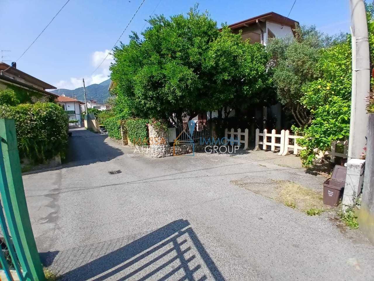 Vendita Trivani, Massa foto