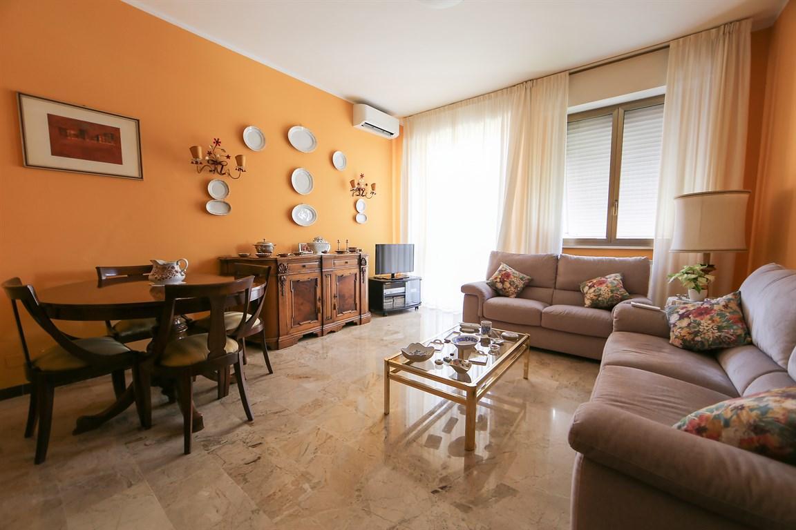 Vendita Appartamento, Monza foto