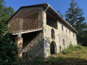 Vendita COLONICA, Scarperia e San Piero