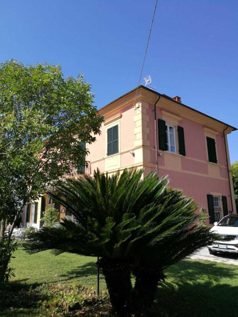 Vendita Case, Sarzana foto