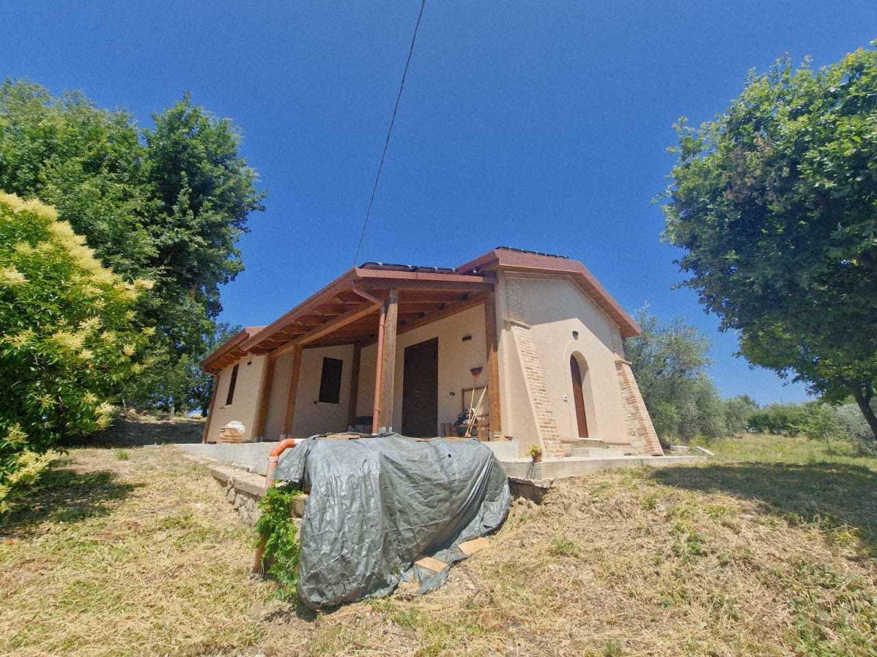 Vendita Bivani, Amelia foto