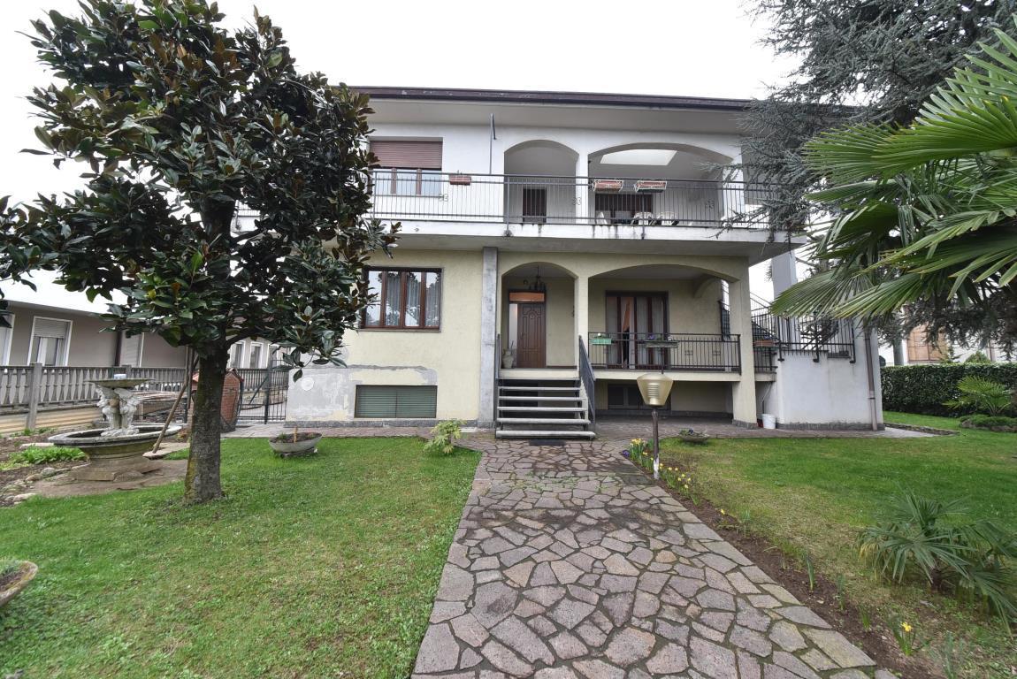 Sale Villa bifamiliare, Canegrate foto
