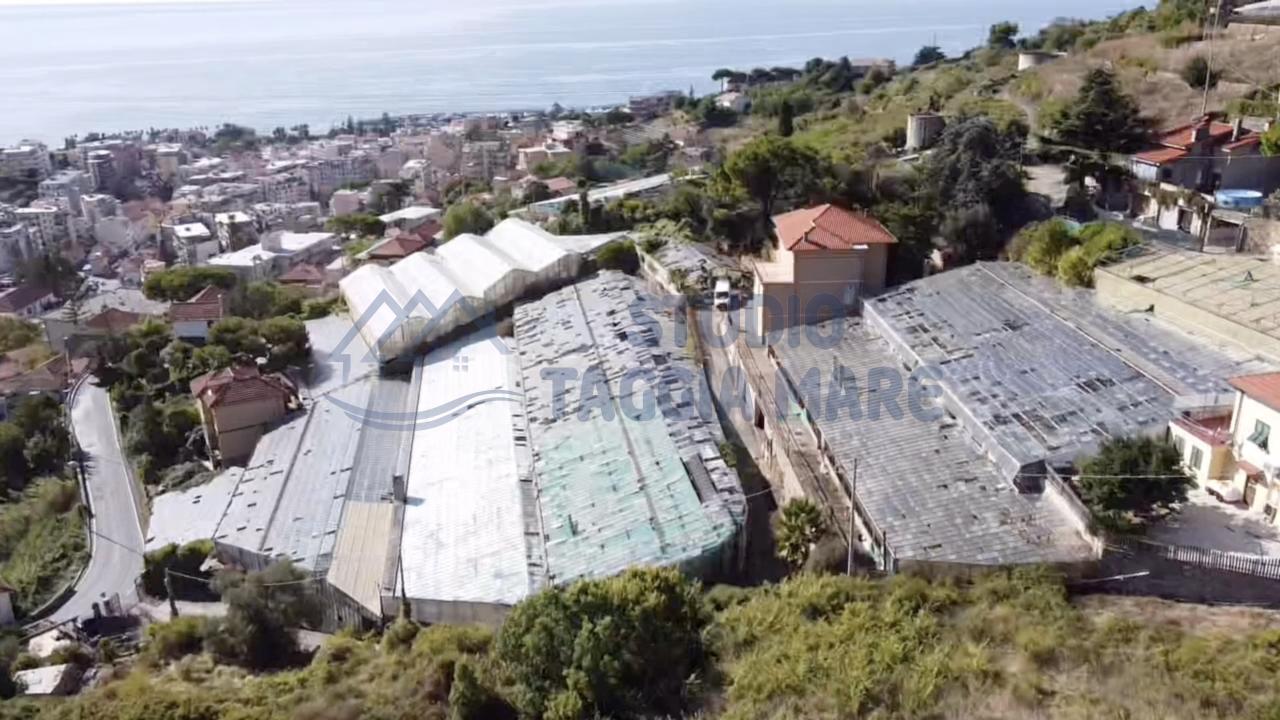 Vendita Quadrivani, Sanremo foto