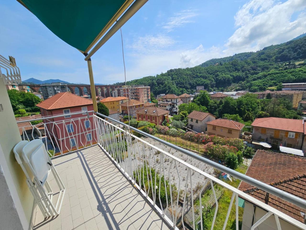 Vendita Eptavani, Genova foto