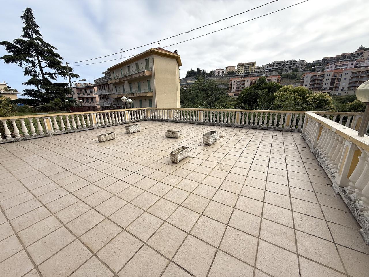 Vendita Pentavani, Sanremo foto