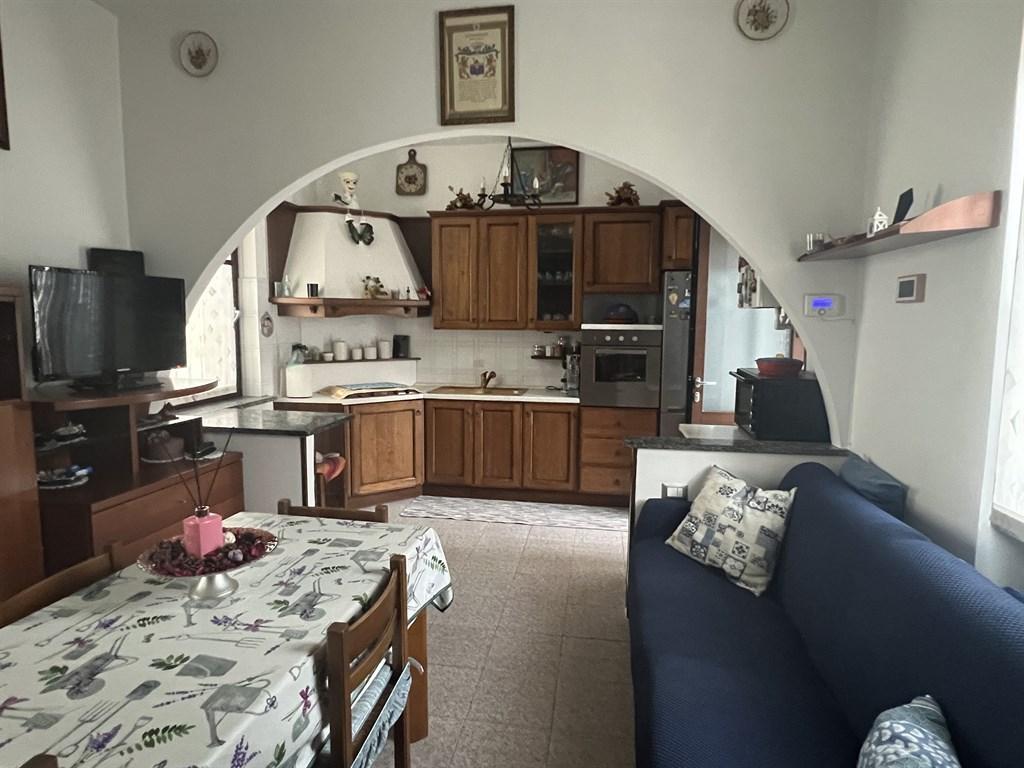 Vendita Casa Semindipendente, Mesero foto