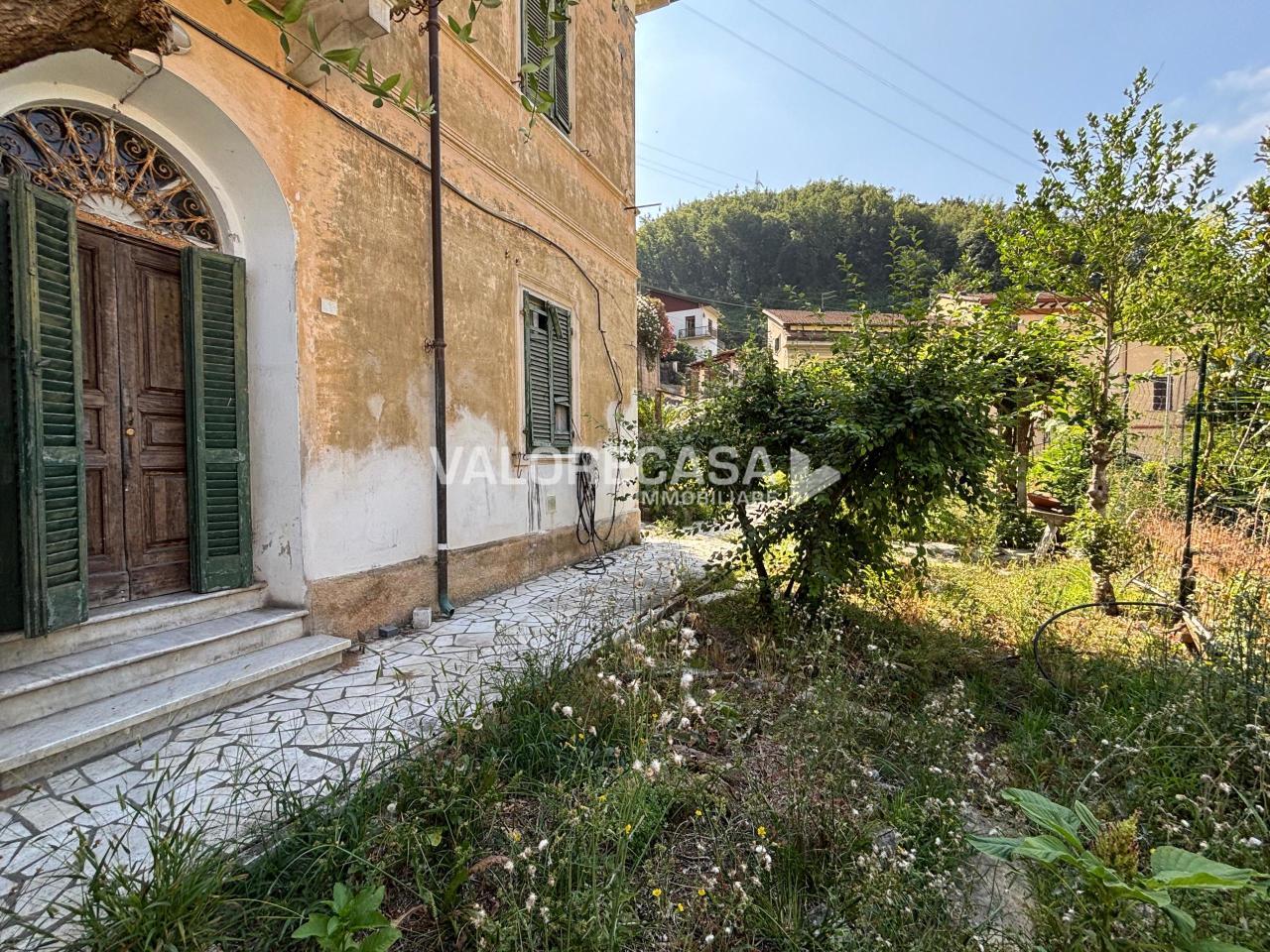 Vendita Esavani, Carrara foto