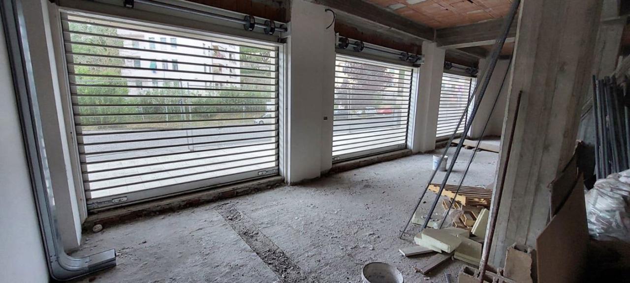 Affitto Negozio, Velletri foto