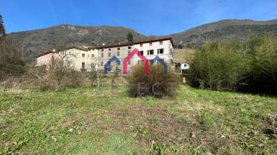 Vendita Casa indipendente, Borgo a Mozzano Vendita Casa indipendente, Borgo a Mozzano