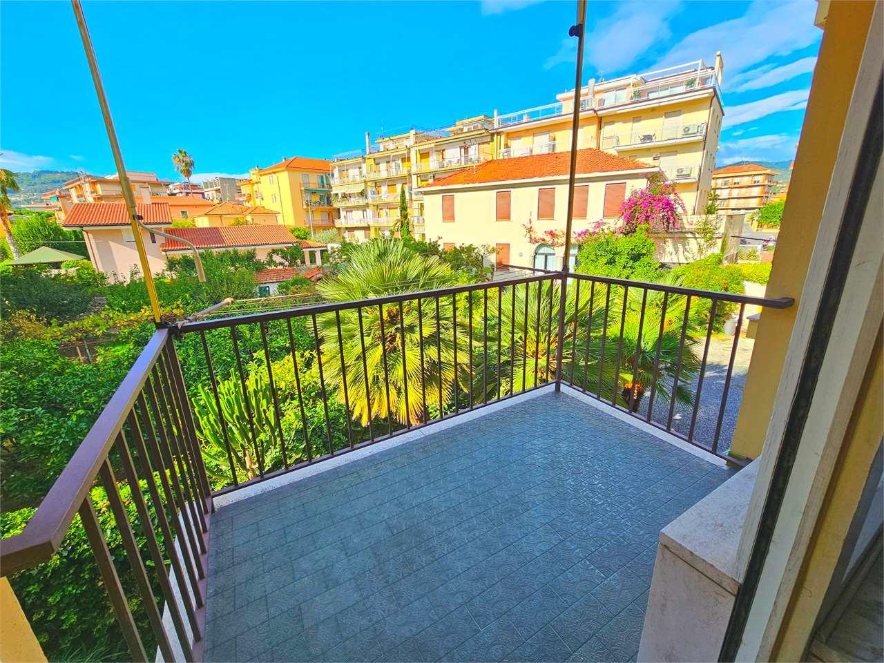 Vendita vendita, Diano Marina foto