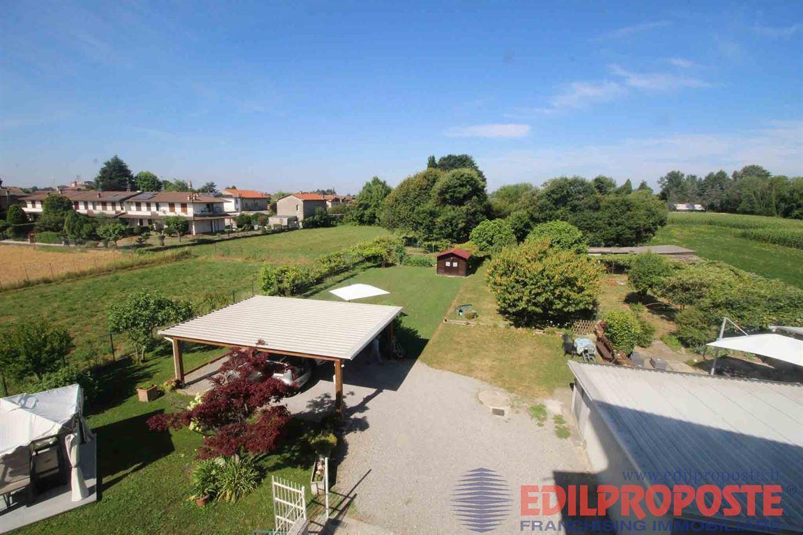 Vendita Appartamento, Lazzate foto